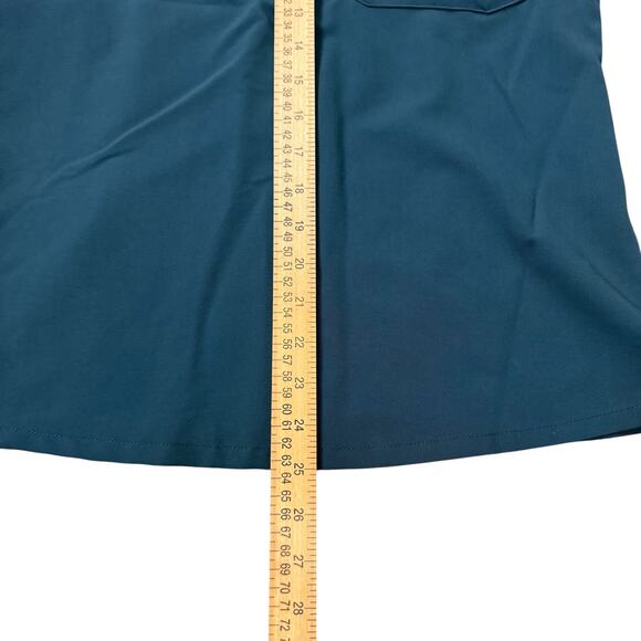 FIGS Catarina Scrub Top Womens XS Teal 1 Pocket Medical Short Sleeve V Neck a - Picture 6 of 6